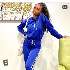 Set hoodie and joggers